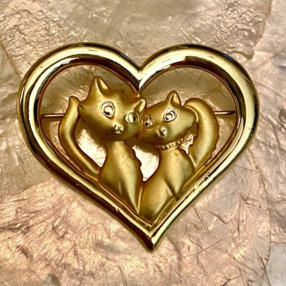 Vintage Danecraft Two Cats  Gold Tone Brooch